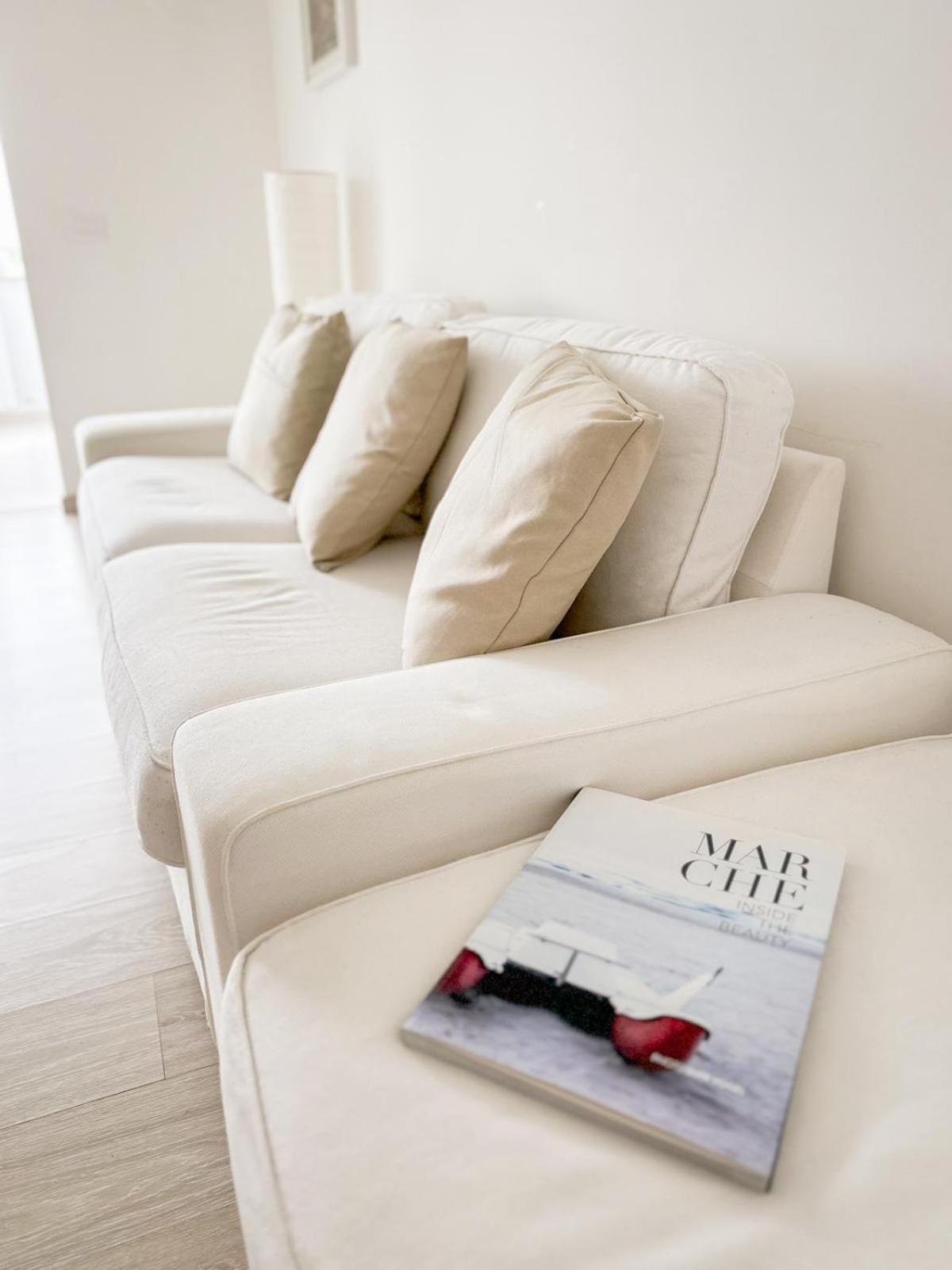 La Via Del Castello Apartment Castelferretti Екстериор снимка